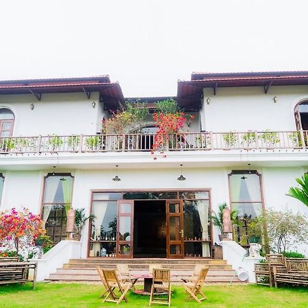 Nha Duoi Hotel Son Tay Exterior photo