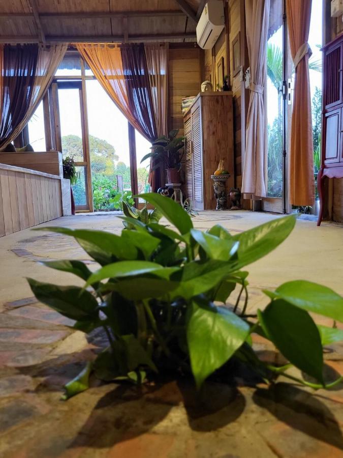 Nha Duoi Hotel Son Tay Exterior photo